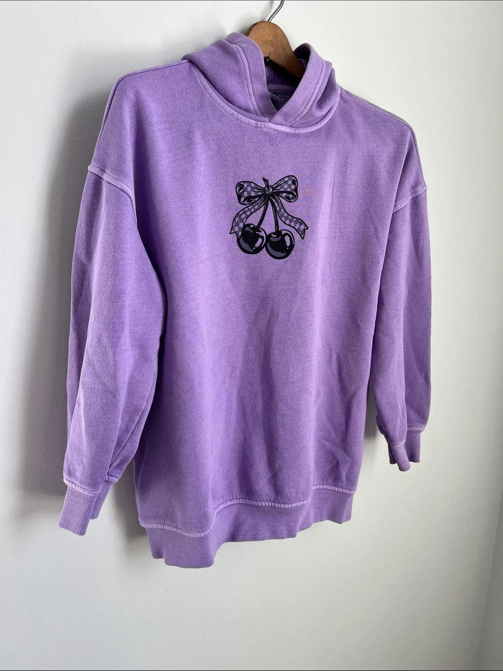 Old Navy | Kids Lavender Hoodie with Black Cherry Graphic Size M (8)